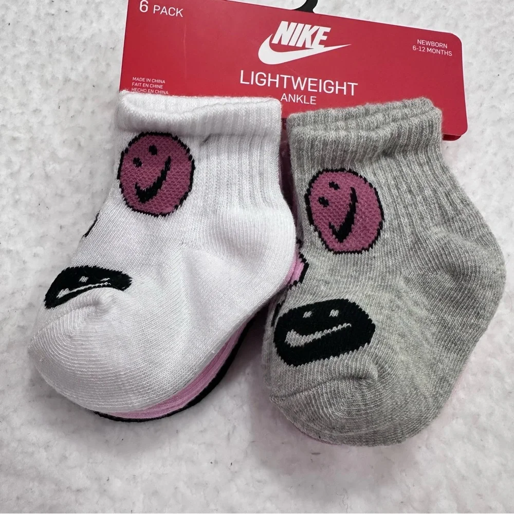 Nike Kids' Smiley Face Ankle Socks